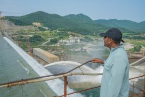 Ethiopia Prime Minister Abiy Ahmed during the visit to the Grand Renaissance Dam. Image: (PMO)